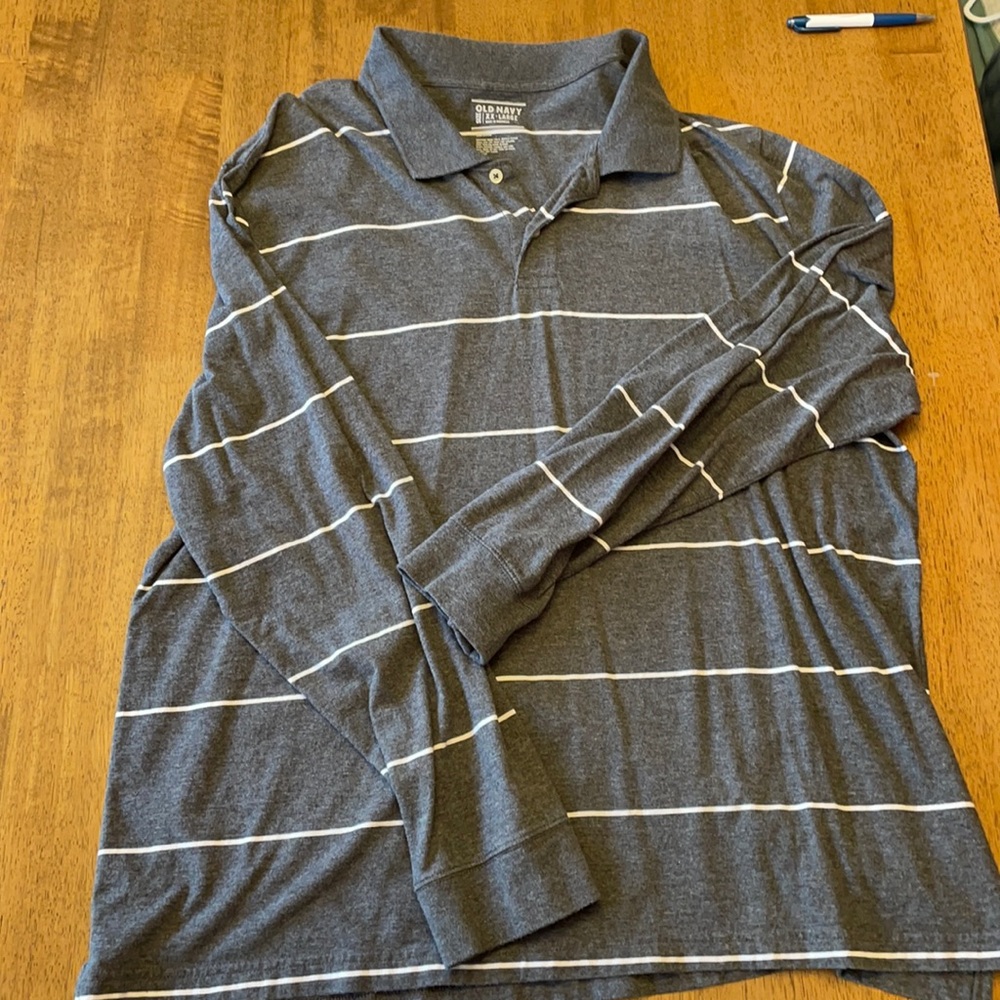 Old Navy long sleeve shirt. Gray XXL